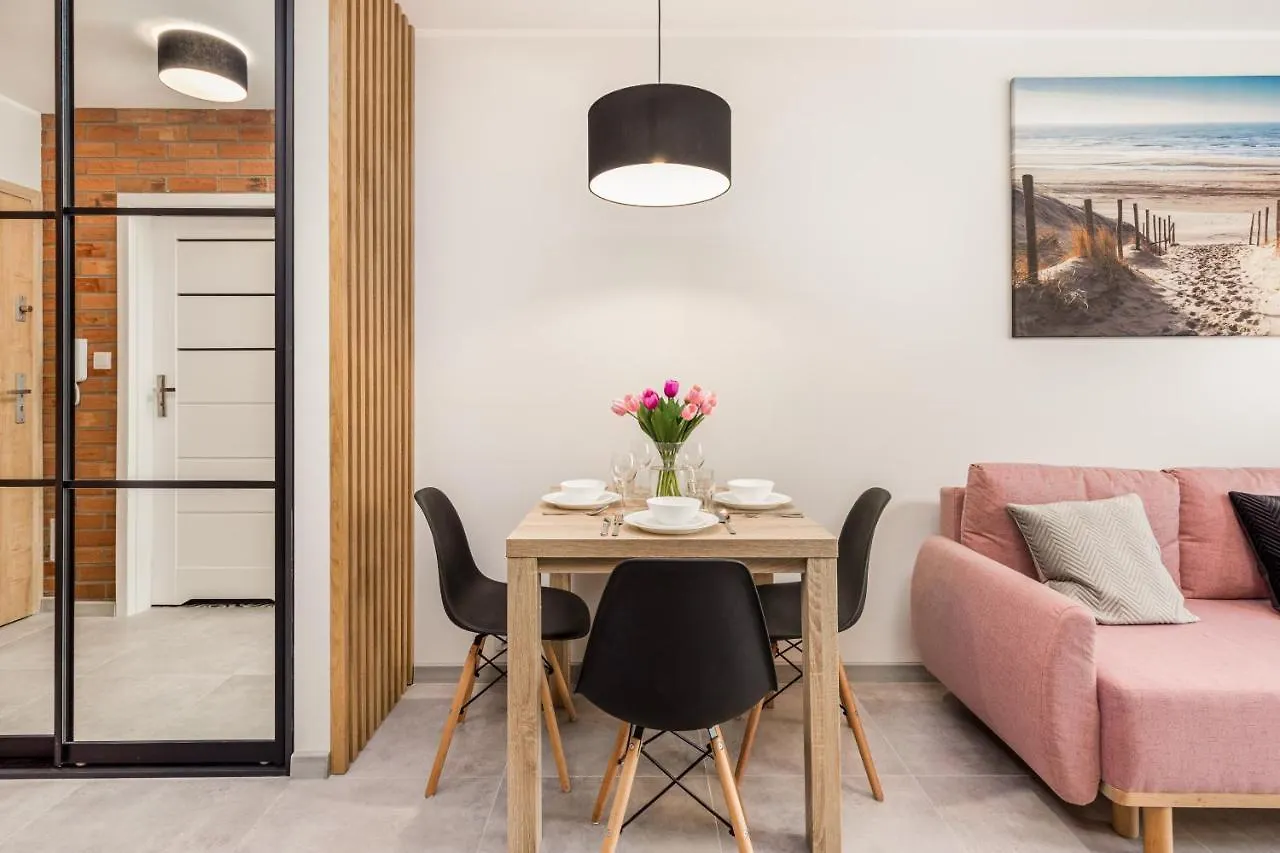 דירות קולובז'ג Pearl Marina Studio By Renters פולין